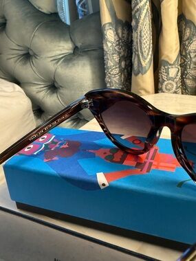 Warby Parker Cat-Eye Sunglasses - Brown